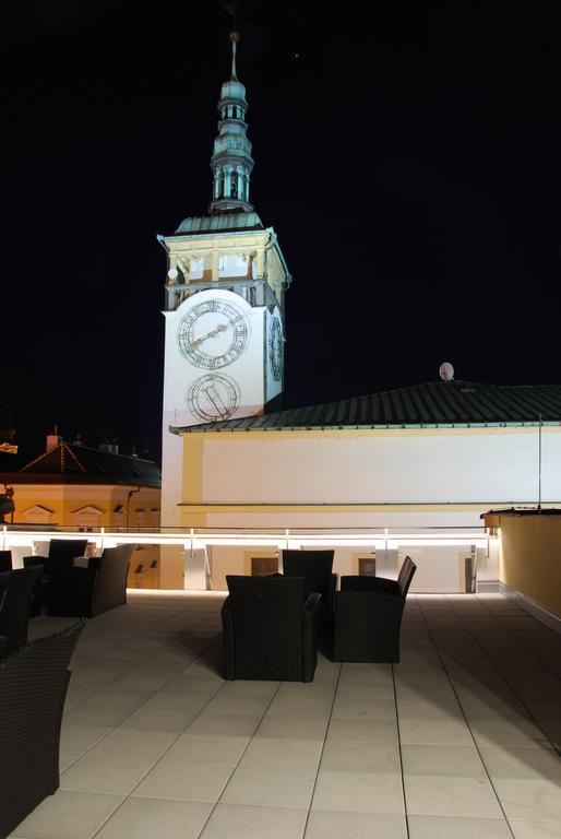 Hotel U Zlateho Kohouta Кромержиж Экстерьер фото